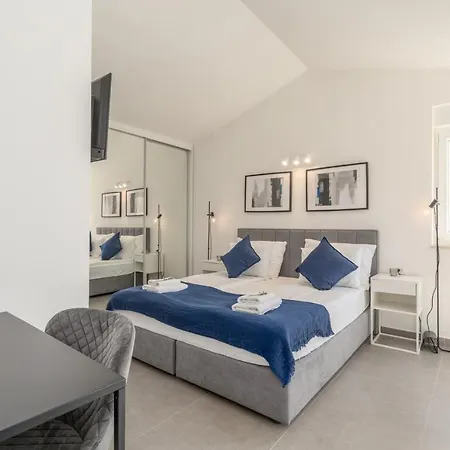 Feriehus Lanterna 1 By Seeadria Agency Tar-Vabriga